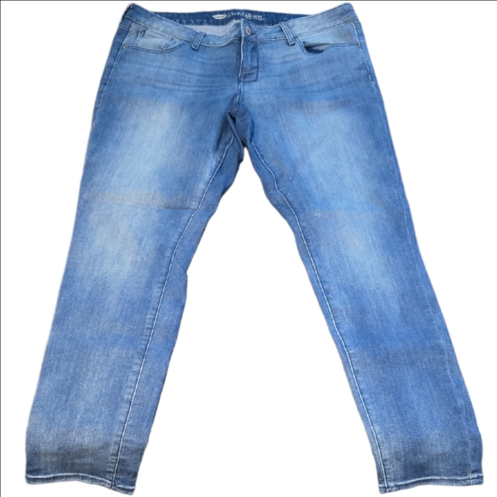 ♡Old Navy Women's Light Blue Skinny Jeans Size 16